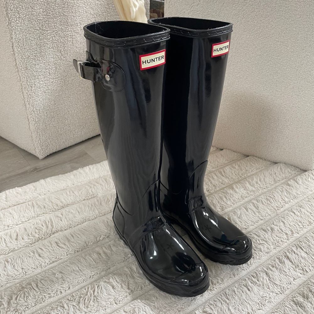 Hunter Glossy Black Tall Boots